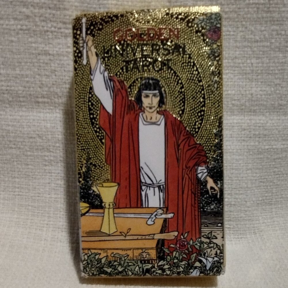 Golden Universal Tarot